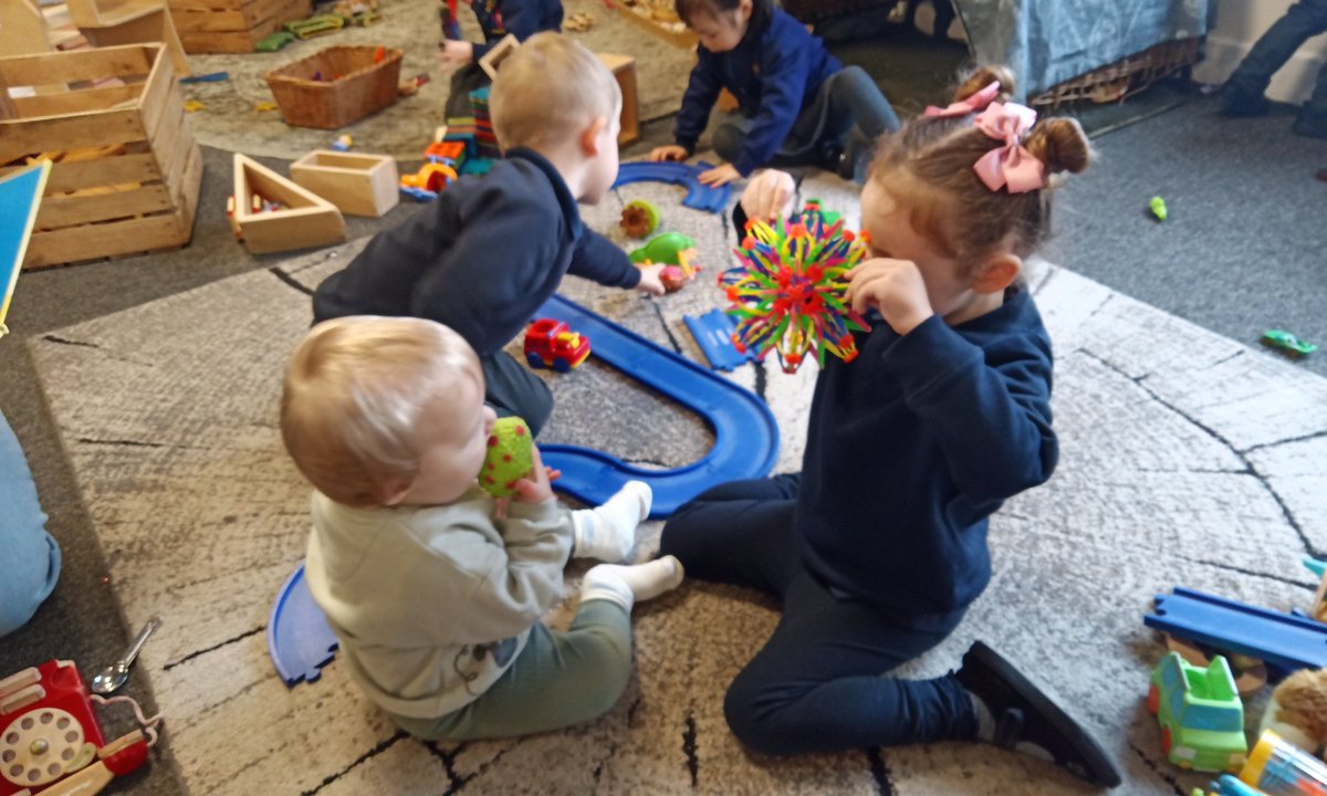 Mrs Davies tweet media