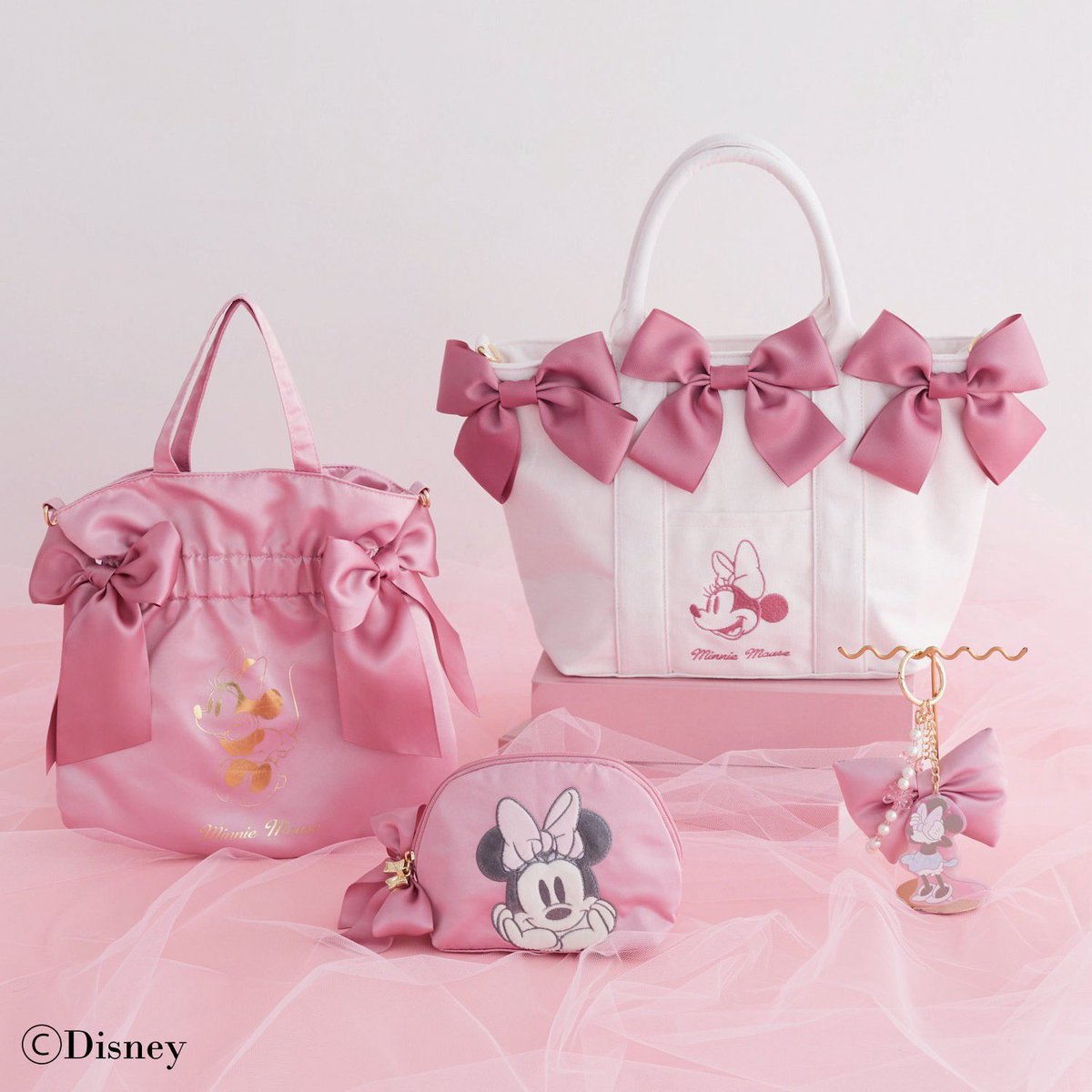 Disney Collection ／ 3月2日は「ミニーマウス」の日♪ 「ミニー」を