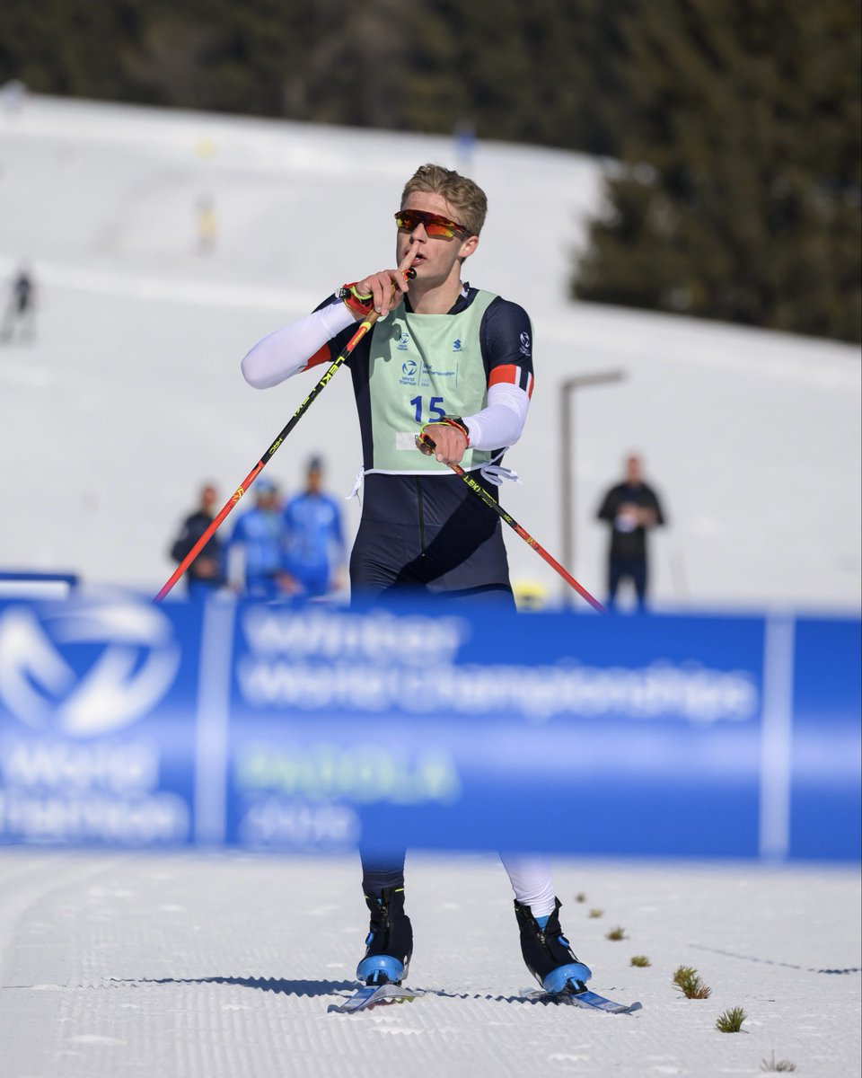 worldtriathlon's tweet photo. Hush now 🤫

The celebration of a champ 🔥👑

Norway’s Dyrdahl seals the deal in the elite men’s Winter World Duathlon Championships.

🥇 Jens Kristoffer Dyrdahl 🇳🇴
🥈 Dmitrii Kondrashov AIN
🥉 Franco Pesavento 🇮🇹

#WinterChamps #Multisport https://t.co/pNTYhY2R91