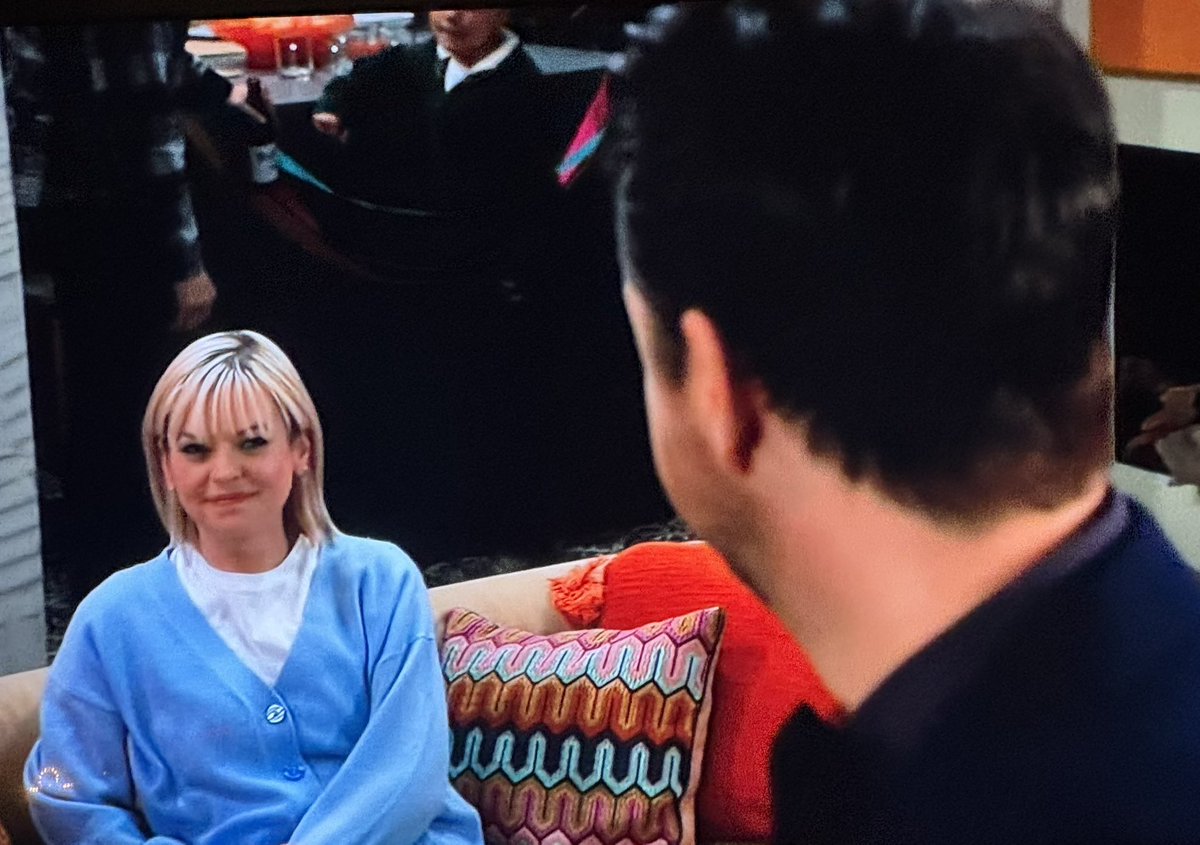 crimsonrum's tweet photo. #GH First, James is the cutest kid ever.
Second, itโs fun to see Maxie with her 3 kids. Third, I do like how Maxie knows Spinelli so well, that heโs nervous about her possible reunion with Nathan and she is giving him such a reassuring look. #Spixie love seems to be in the house https://t.co/JWerGj4nHB