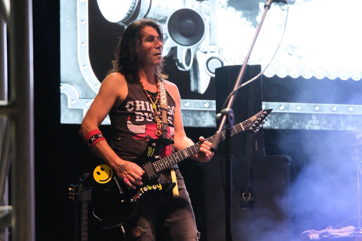 Rock İstasyonu tweet media