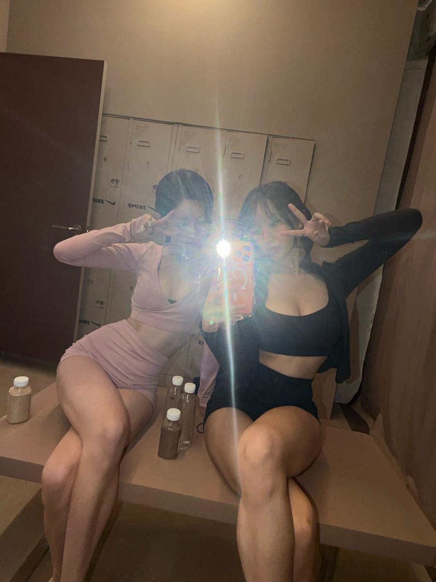 NAAATTYYYYYY JULIIIIIIEEEEEEEEEEE I CANT BREATHE