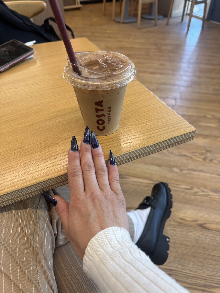 Men are happier under the control of a woman 🥰