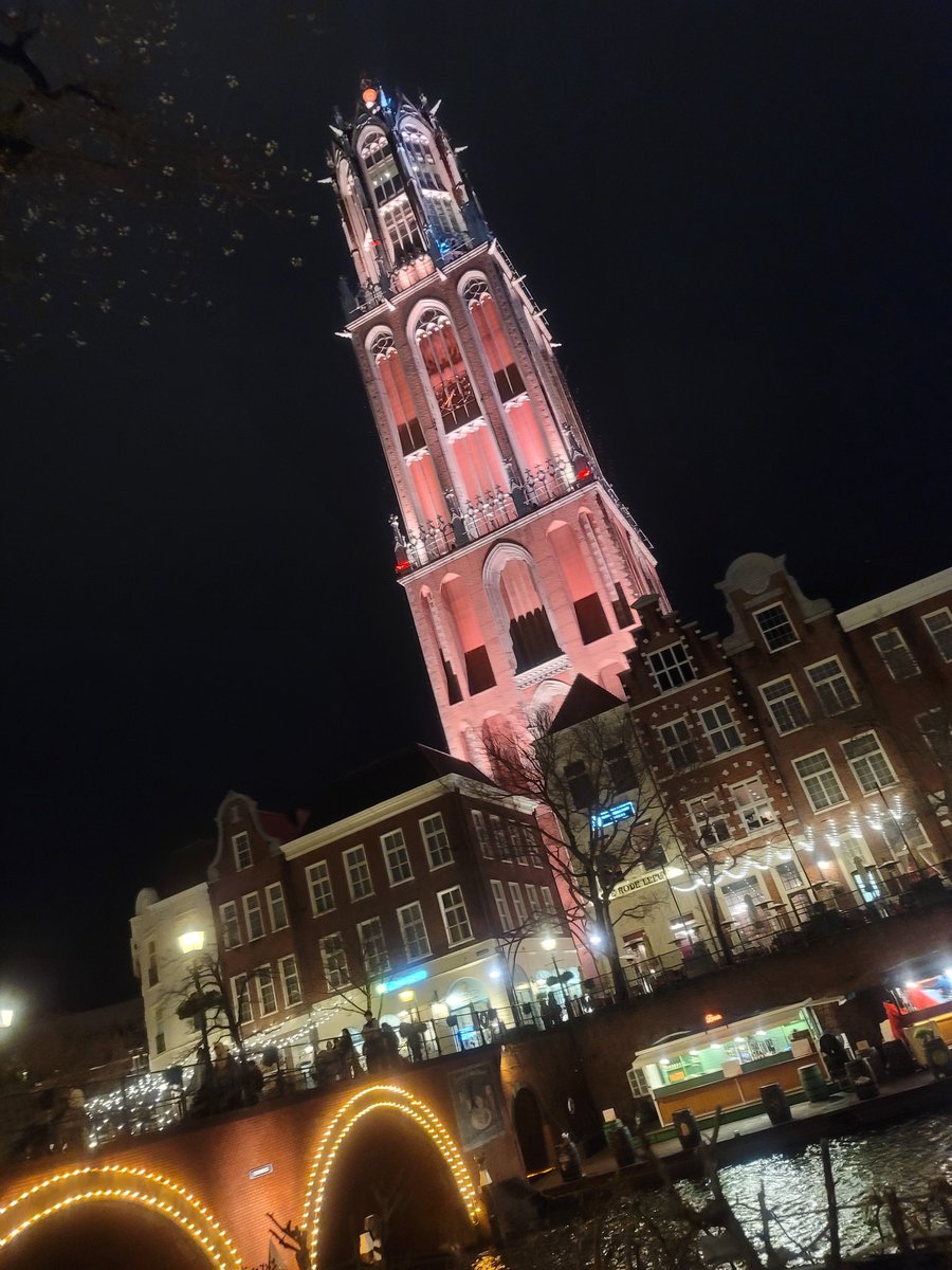 ねじまる tweet media