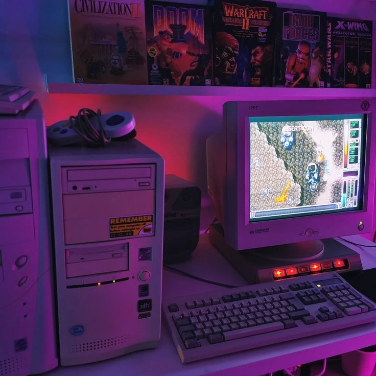 Old Screen tweet media