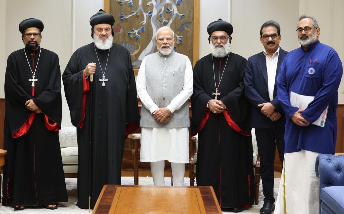 Narendra Modi tweet media