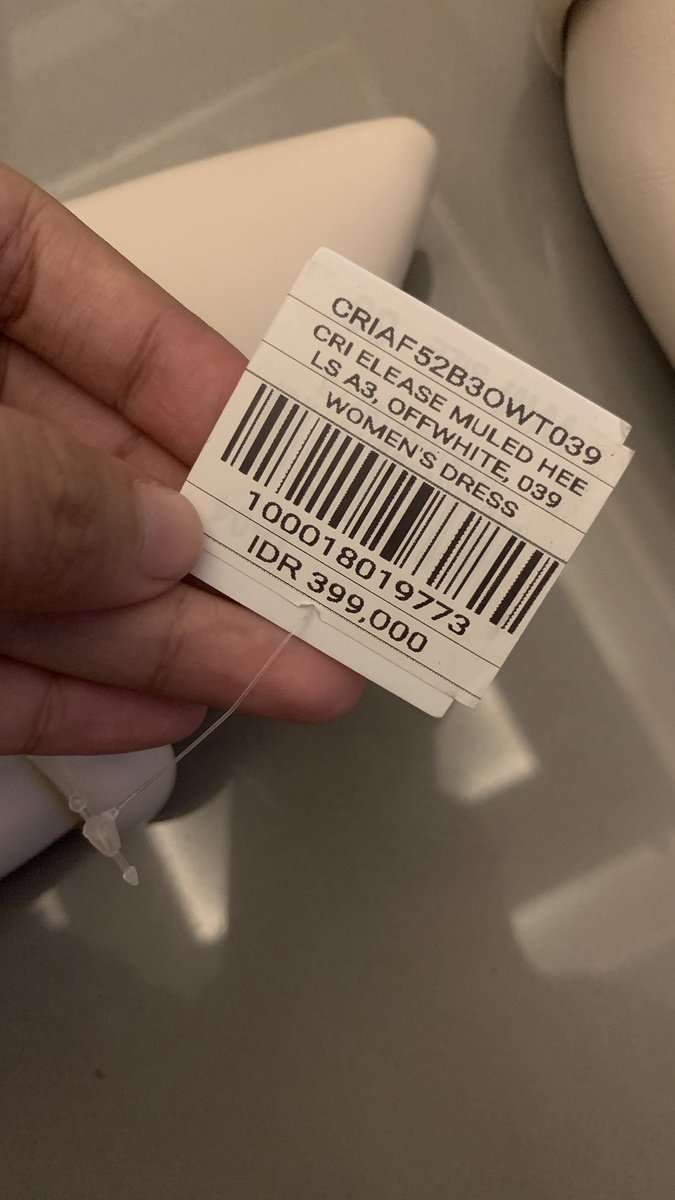 romheoney's tweet photo. wts new payless chrissie elease mules warna off white size 39
masih baru yaa, cuma diunboxing dan dicoba doang ternyata kebesaran
💸 150k https://t.co/kcz4t5MuQK