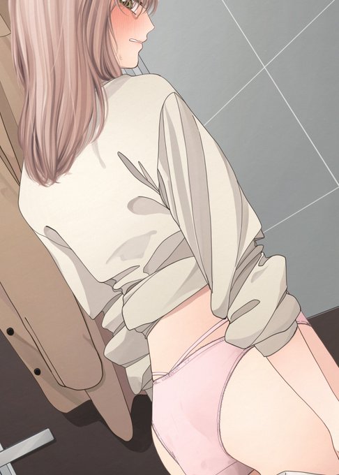 pixivFANBOXで重たい下着を公開しました!