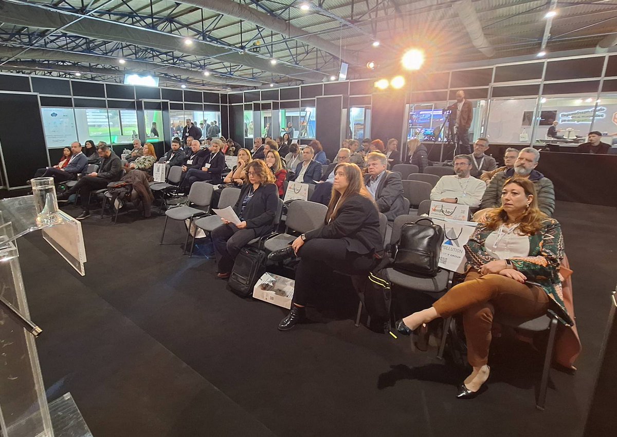 CircularGreece tweet media