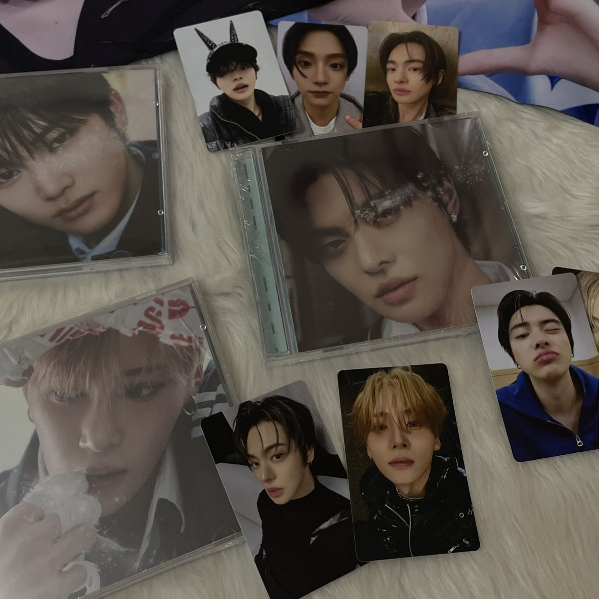 wnleoz's tweet photo. leowon cheering kit haver! tysm @leonadedrop ᡣ𐭩

#fromleonade https://t.co/9VMpiHHlJK
