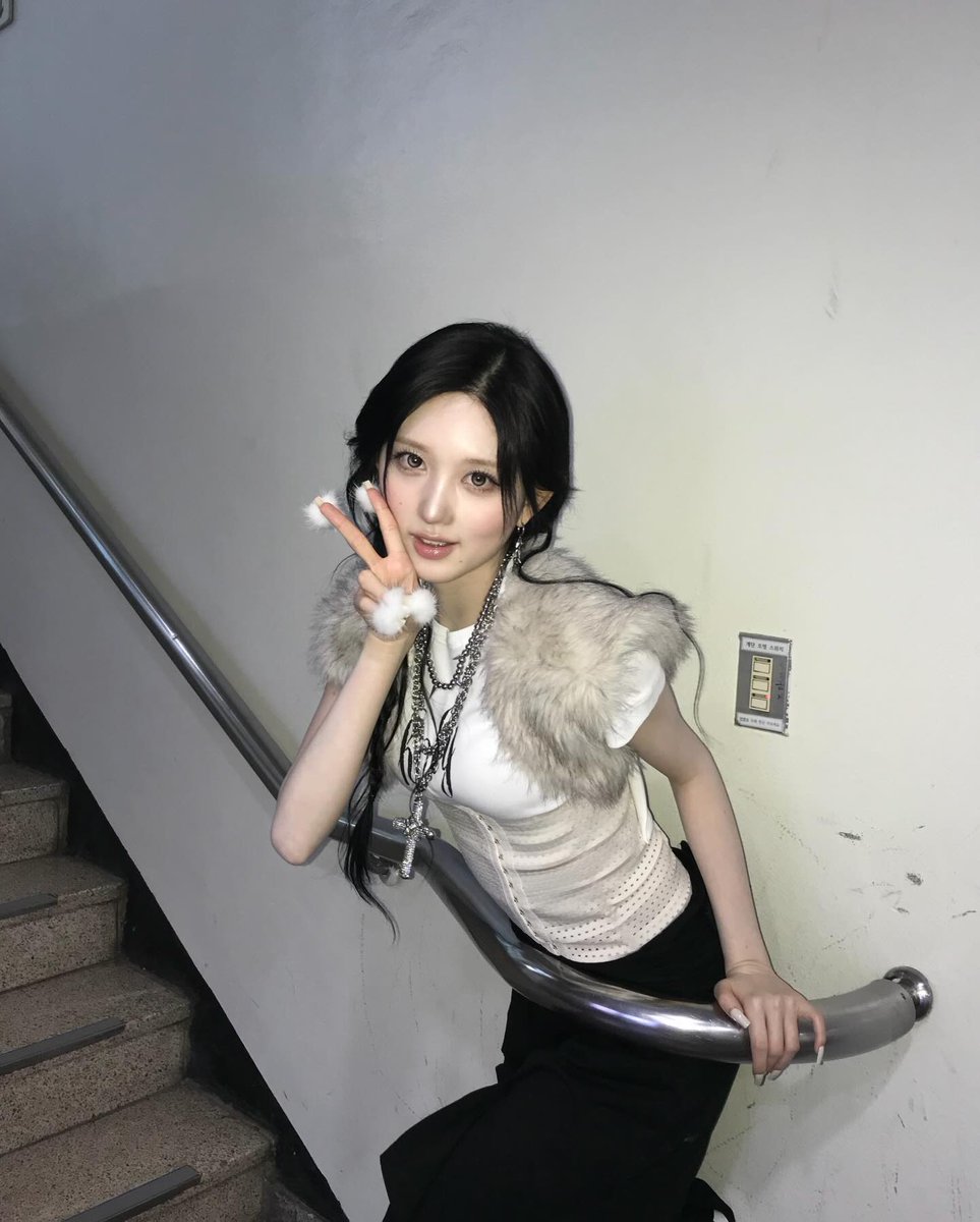 오브 tweet media