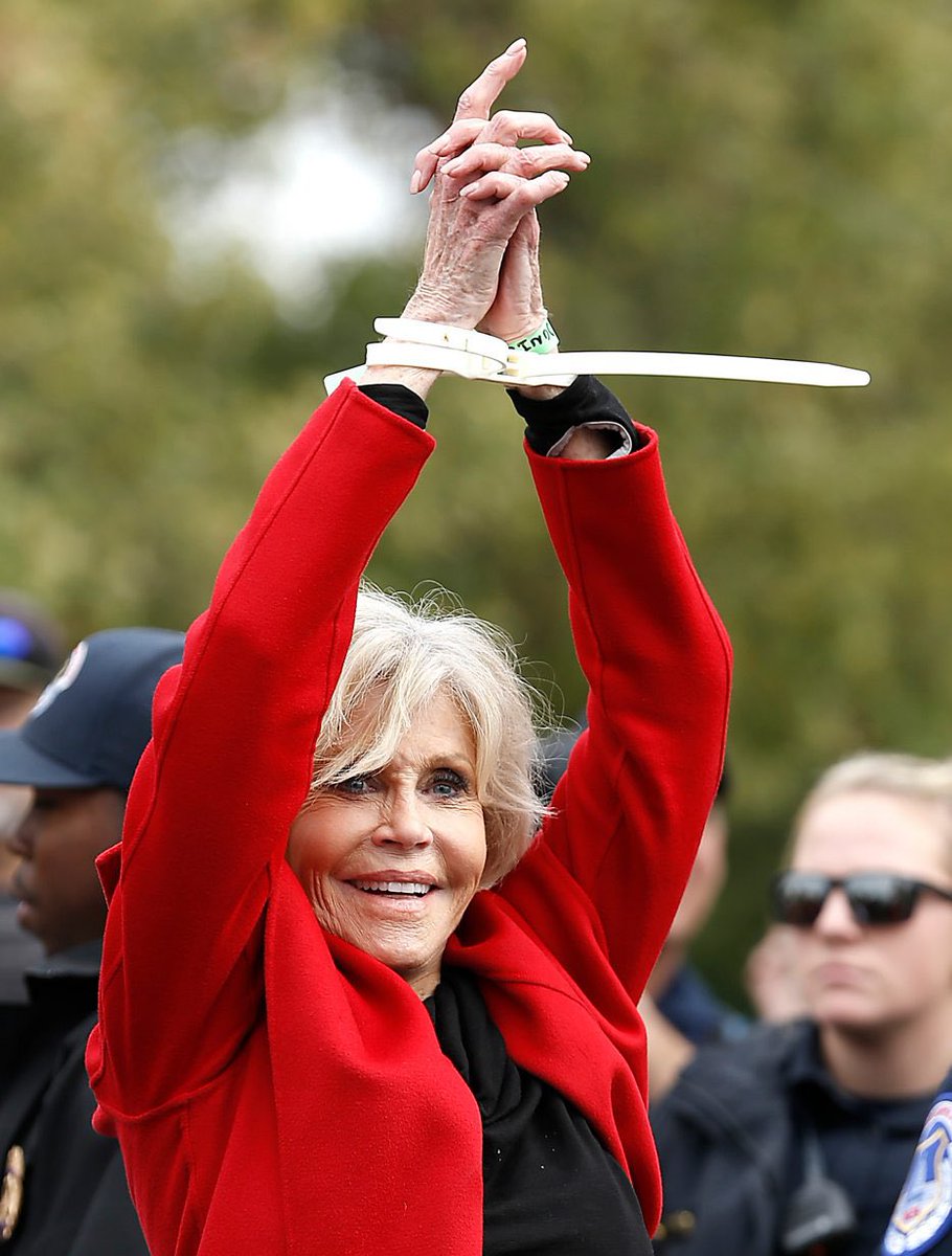 Oli London tweet media