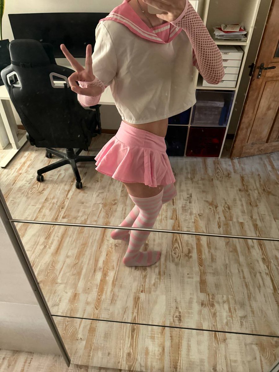 FemboyHop tweet media