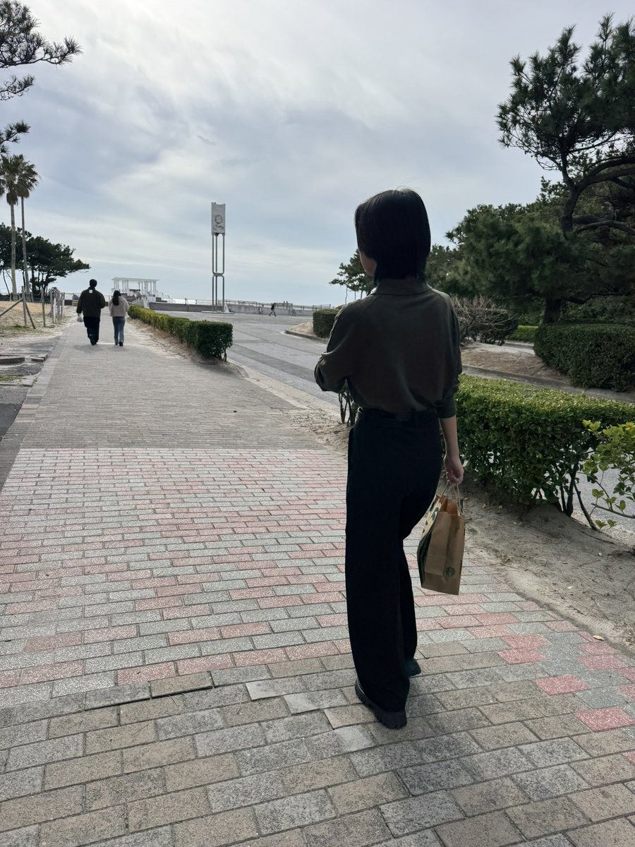 M_6269's tweet image. 彼女ちゃんのスタイルいいのムカつく