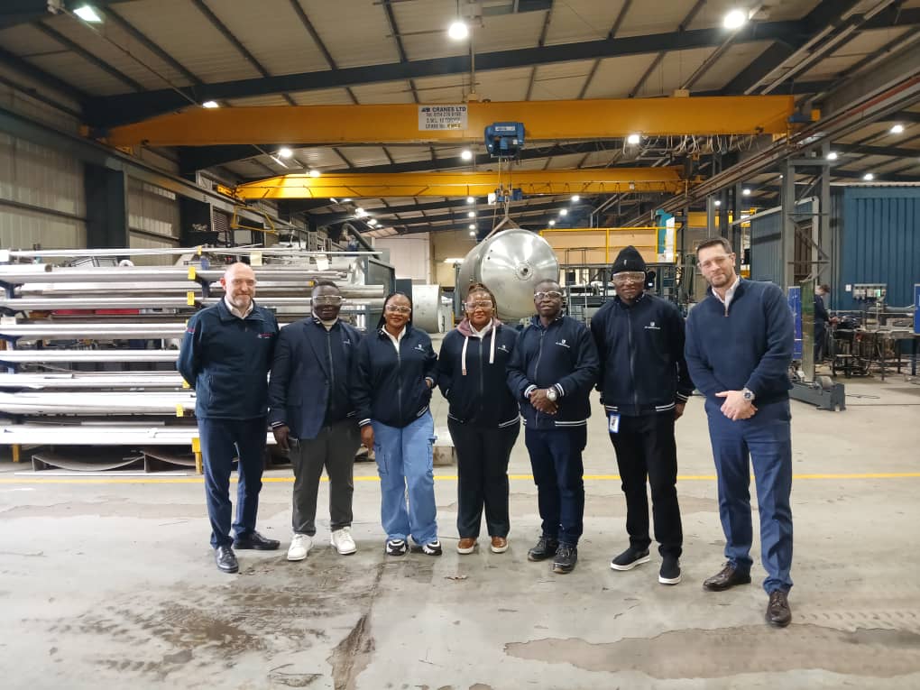 JC International tweet media