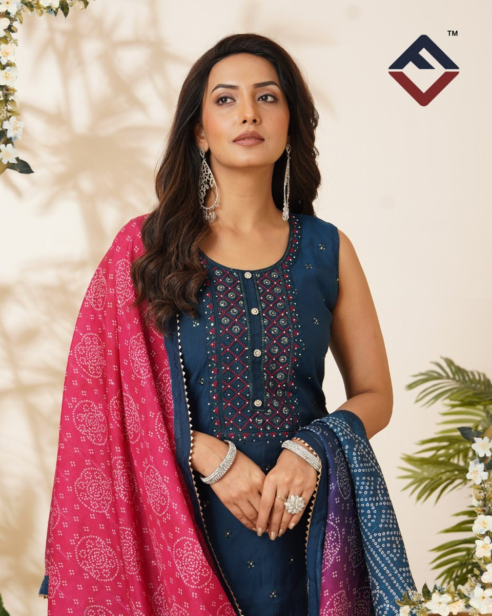 vfashionmalad's tweet image. Elegant vibes only ✨

#Vfashion #KurtiSet #EthnicWear #GirlsFashion #TrendingStyle

{Vfashion, Kurti pant suit, Ethnic wear, Girls fashion, Trending style, Indian outfit, Daily wear, Festive look, Stylish collection, Viral fashion}