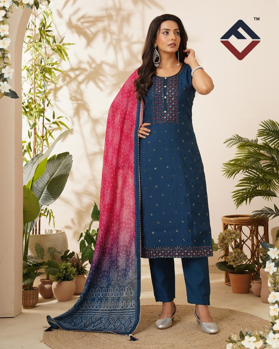 vfashionmalad's tweet image. Elegant vibes only ✨

#Vfashion #KurtiSet #EthnicWear #GirlsFashion #TrendingStyle

{Vfashion, Kurti pant suit, Ethnic wear, Girls fashion, Trending style, Indian outfit, Daily wear, Festive look, Stylish collection, Viral fashion}