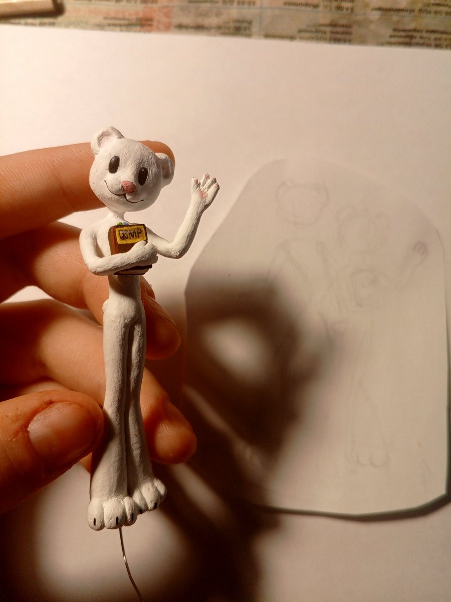 Liuny777's tweet photo. Since I can't really afford QSMP merch and the only Cucurucho merch is a cap. I'm making my own figurine of my two favorites :D
The figurine will be of Cucurucho and Dark Cucurucho. Currently, I've only completed Cucurucho. 
I still need to finish his brother UwU #cucurucho #qsmp https://t.co/Zj0QSplJsI