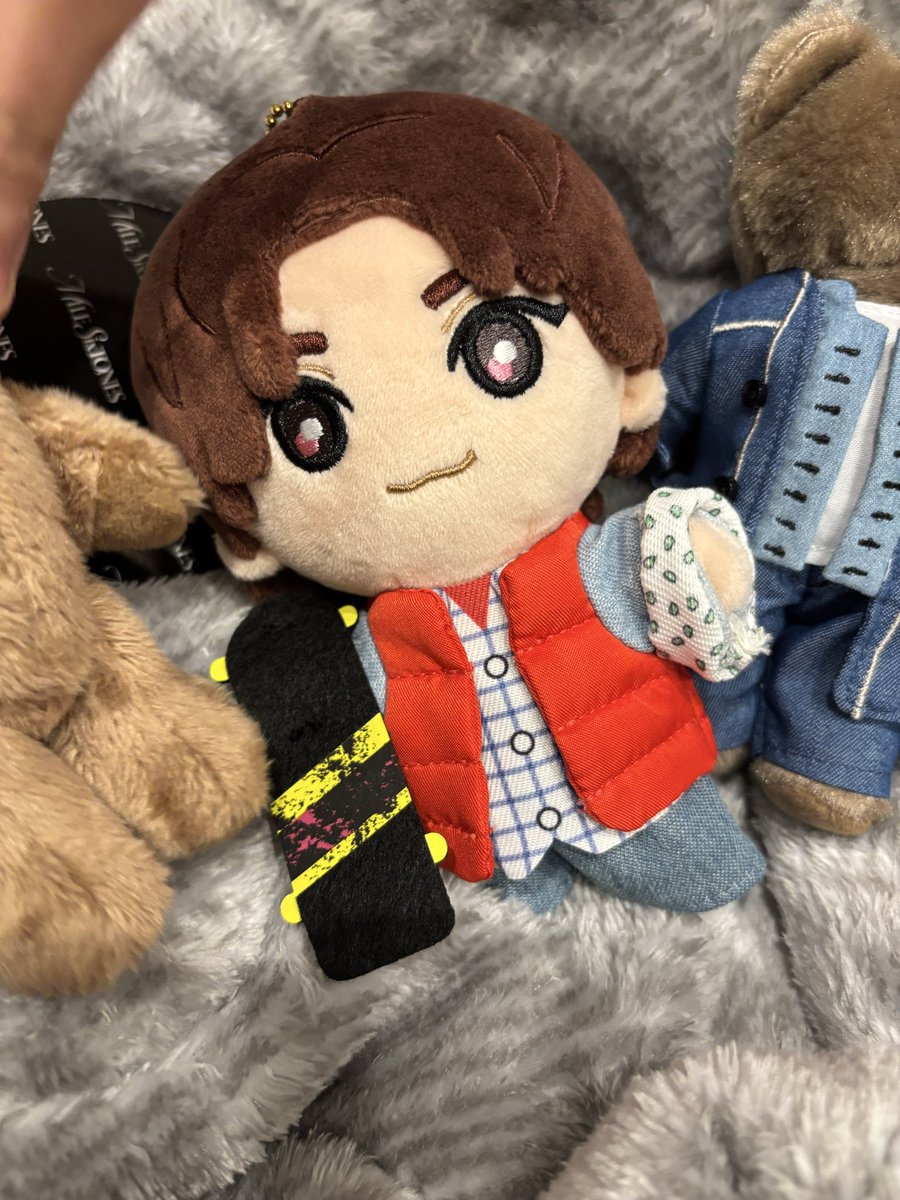 batomatoo's tweet photo. そいや四季ベアのおようふく、きょもぬい着れます！！マーティのおようふく似合っててめっちゃ可愛い😍ちなみに東宝ベアちゃんもギリギリ着れた👍 https://t.co/1NRROf8wNK