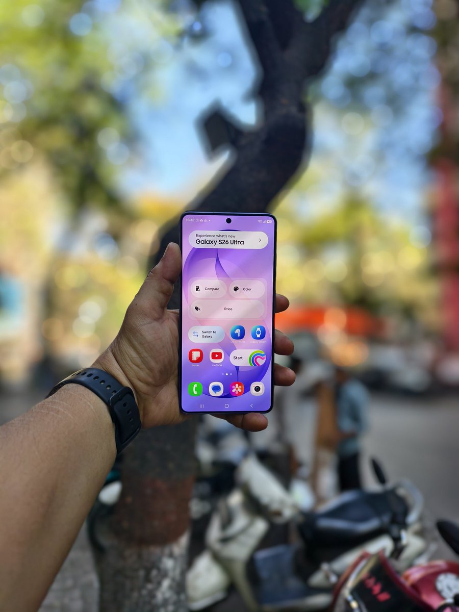 techitdown's tweet photo. Samsung S26 &amp; Samsung S26 Ultra Launched 🔥 

Looks Amazing, Feels Great....

Let's see how much more it adds to it's predecessor

#samsung #samsungs26series #techitdown https://t.co/KGAbisCXQR