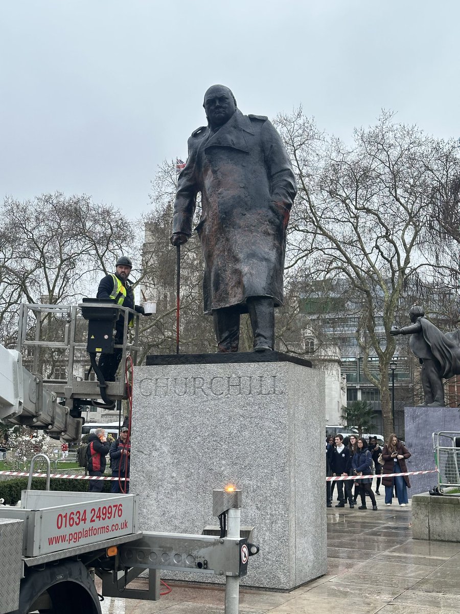 Fred Dimbleby tweet media