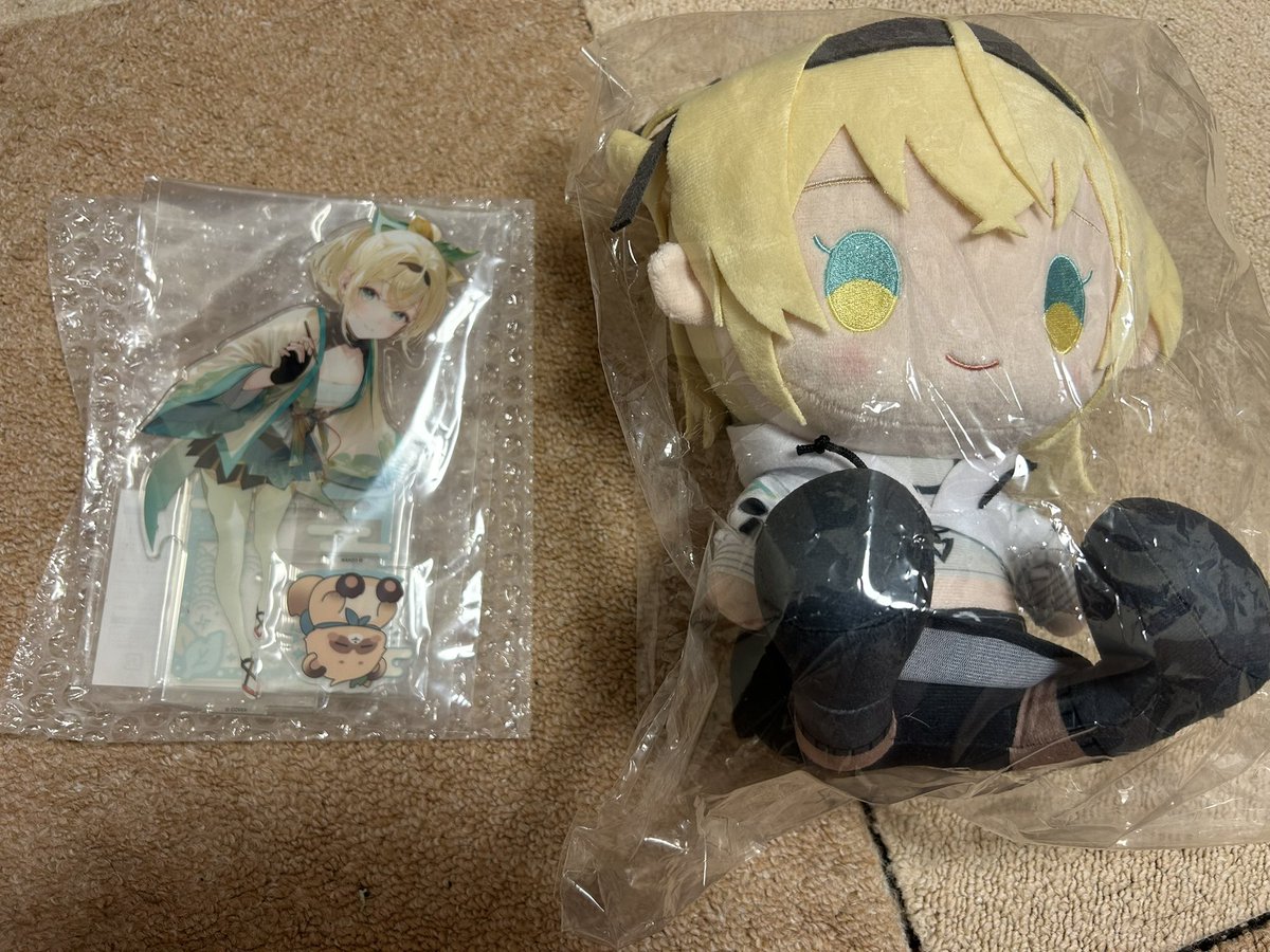 いろは殿の100万人記念アクスタ&誕生日記念ポップダンス衣装ver