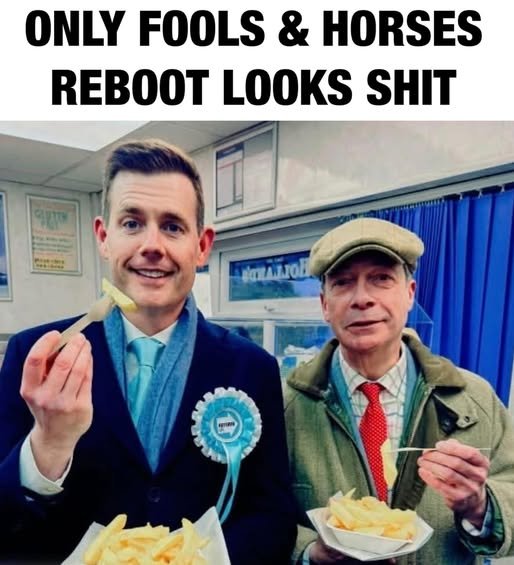 phaid3000's tweet photo. @I_amMukhtar The Billionaire Donor's of @reformparty_uk must be going Absolutely "APE SHIT". Nevermind getting beaten by a working Klass Plumber.
BUT Getting ur Arse Handed to you by a "WOMEN"
π π€£ π
PS: Well done to @ZackPolanski & the @TheGreenParty & "HANNAH SPENCER" #greenplumber ππ https://t.co/o5ZlwMtwLt