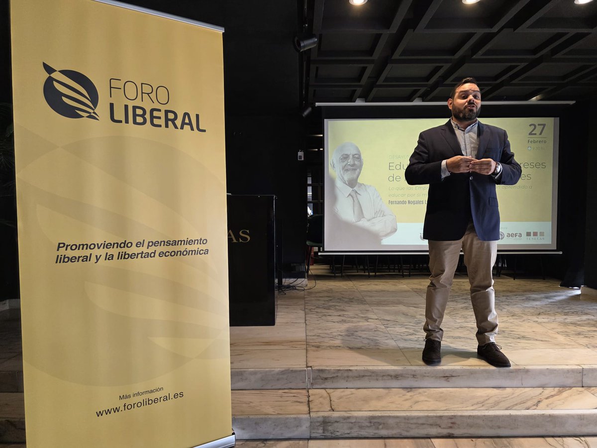 AEFALICANTE's tweet photo. 🔵 Desde #AEFA colaboramos hoy en el Desayuno Ejecutivo organizado por @EsForoLiberal - @juandemariana, en el que se aborda el papel de la #educación desde los intereses de la empresa familiar.

#EmpresaFamiliar #ForoLiberal https://t.co/fOUkg8sg0S