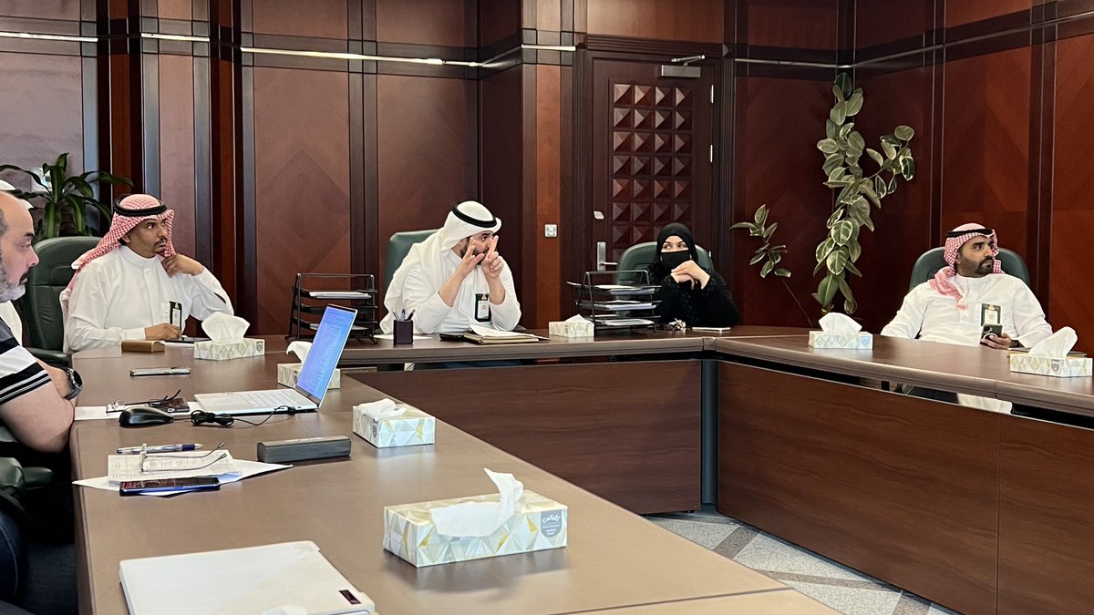 كلية علوم الأرض tweet media