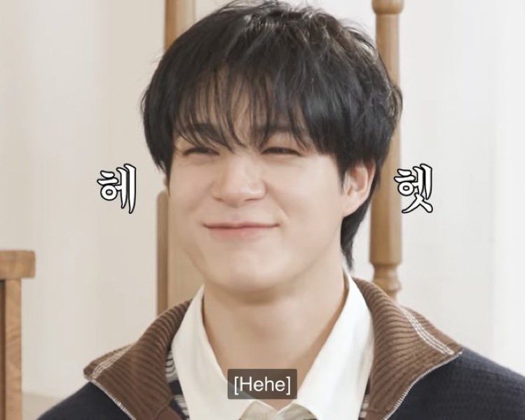 น่าร้ากกกที่สุดเท่าที่เคยเจอมนุดมา อยากกอดรัดฟัดเหวี่ยง น่ารักๆๆๆๆๆๆๆๆๆๆๆๆ