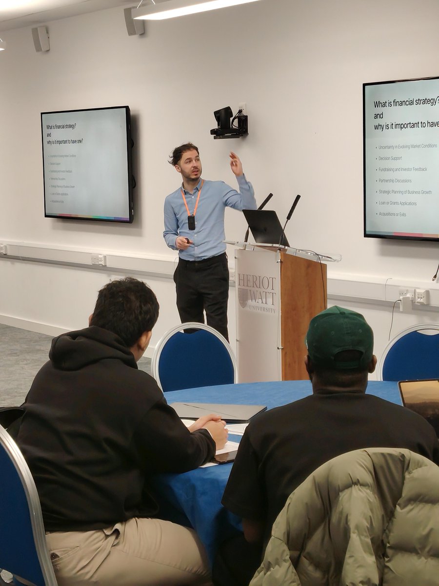 Michael Stan tweet media