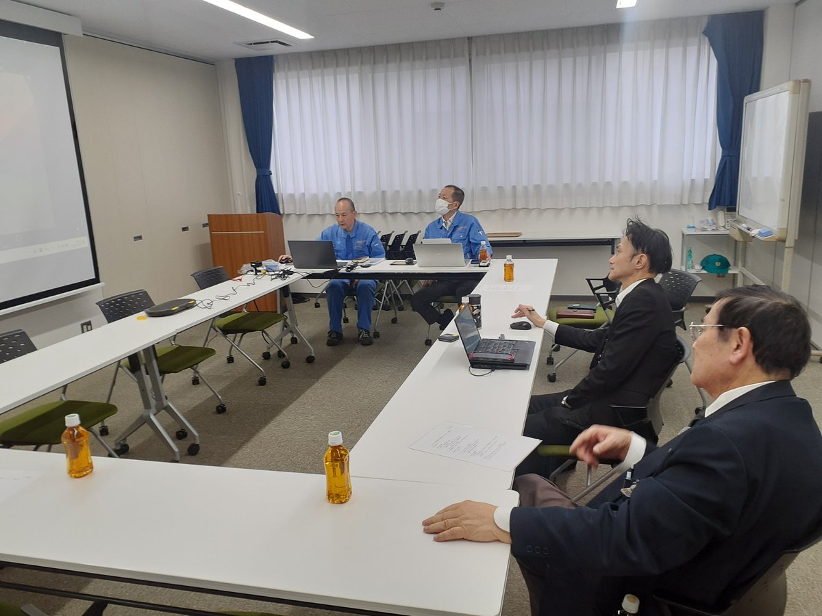 KAIN01258360's tweet photo. 昨日第117回の例会を行いました。
今回はZoom参加が多く、
会場は5名と少なめでした。
2月18.19日に行われた、京都ビジネス交流フェア2026の報告など、盛り沢山の内容となりました。
来月の総会に向けて準備をすすめて参ります。 https://t.co/msKYx4OFQN