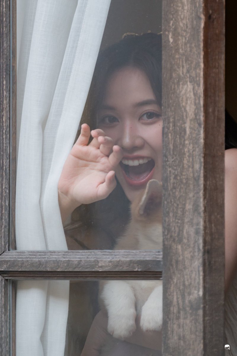 โอ้ยยยย น่ารักมากกกค่ะ ดูคุณเขายิ้มมมม><

Fundao Lupo
#FundaoLupoXfreen 
#FundaoLupo 
#srchafreen‌