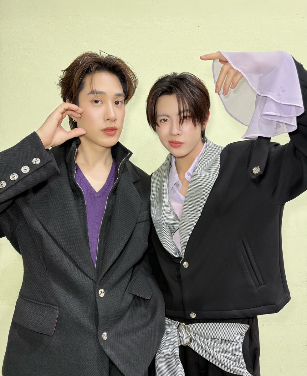 “เติ้ล”  <a href="/TLE_mtm/">TLE.MTM</a> และ  “เฟิร์สวัน” <a href="/firstone_wnk/">FirstOne</a> พร้อมแล้วสำหรับงาน Tops Of Beauty By Looks : Hair It ✨

#HairitxTleFirstone