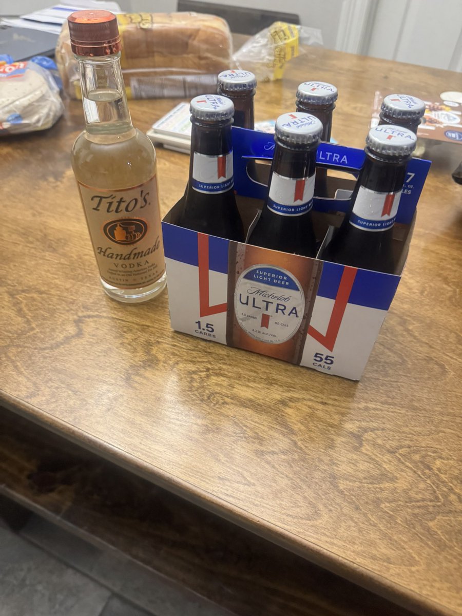 Coach_Fee tweet media