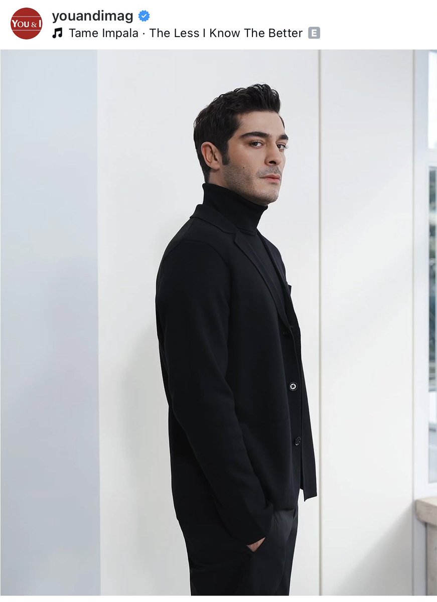 Burak_TrFanlari's tweet photo. #BurakDeniz, dünyaca tanınan ve Instagram'da milyonlarca takipçiye sahip, ünlü "You & I Mag" dergisinin hesabında paylaşılan bir gönderide öne çıktı ve şu sözlerle övgü aldı:✨

"Türkiye'nin en parlak yıldızlarından biri olarak kendi alanında parlıyor.
Doğal karizmasıyla Burak Deniz, yeteneği, tarzı ve özgünlüğüyle küresel eğlence dünyasını yeniden tanımlamaya devam ediyor.

Burak Deniz, yeteneğiyle Türk sineması ve televizyonunun dünya sahnesindeki gücünü ve çok yönlülüğünü temsil eden eşsiz bir aura getiriyor."👏🏼