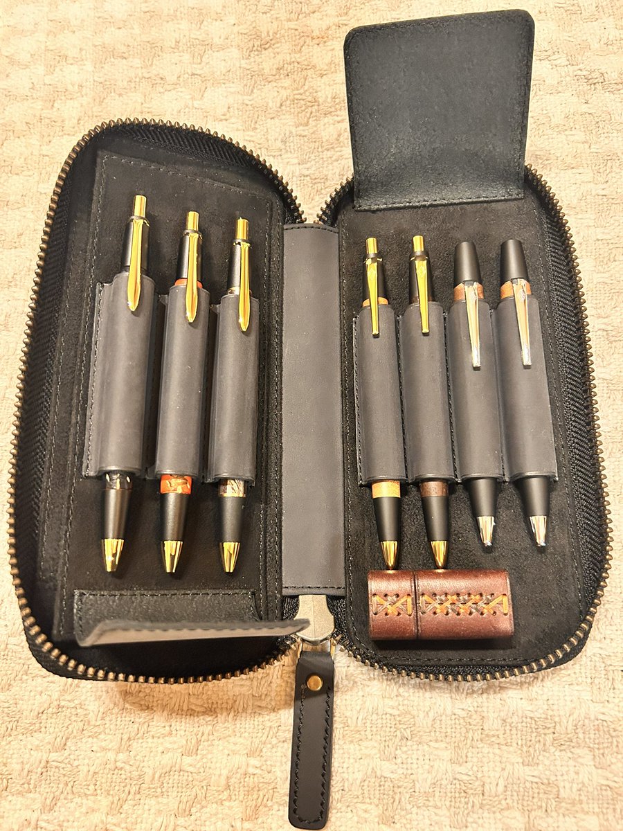 バハギア廣瀬鐵筆堂モデル。590＆Co.さんのBASE販売で購入。欲張りな