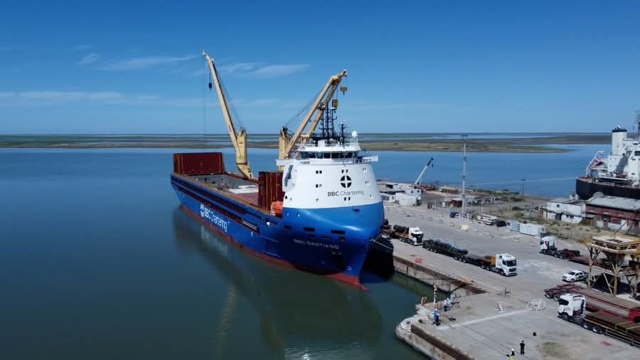 El BBC Santiago, proveniente de Houston, amarró en el Puerto ingenierowhite.com/2026/02/27/el-… #Destacados #Puerto