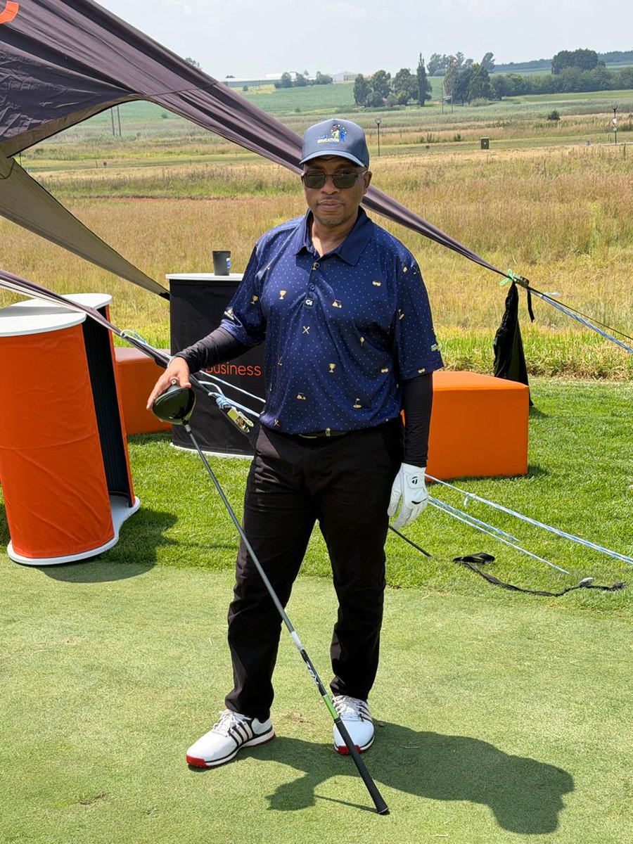 wearesapu's tweet photo. #SAPU part of SAPS Golf Day with President Matsose, 2nd Vice President Ntsime, #MaSapu Director, Mr Mulalo Director  and Mr Phasha https://t.co/E9C6SzG2yv