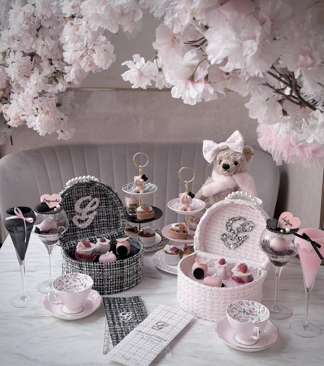 🖤🎀🐾 🖤🎀🐾 🖤🎀🐾 🖤🎀🐾 🖤 🌸黒＆ピンク🌸 ツイードバニティ