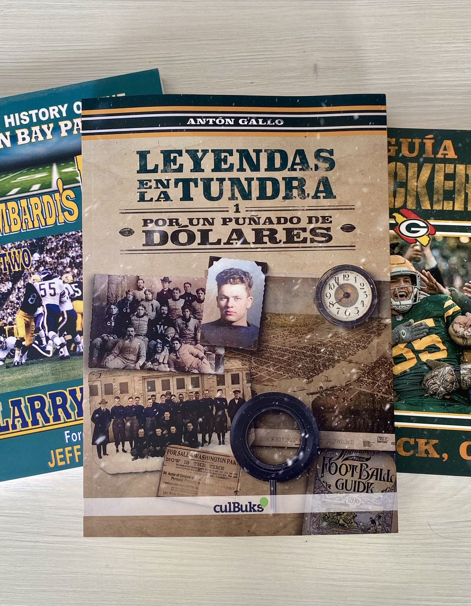¡Ya lo tengo en casa!

Fútbol americano escrito en español por el gran <a href="/ElchicodelDAI/">Antón Gallo</a> 

Si eres aficionado al Football, y en especial de los @Packers no deberías perdértelo.

Lo podéis conseguir aquí ⬇️
spanishpackers.com/leyendas-en-la…

¡Que maravilla!
Y en español😎
#Spanishpackers 
🧀🧀