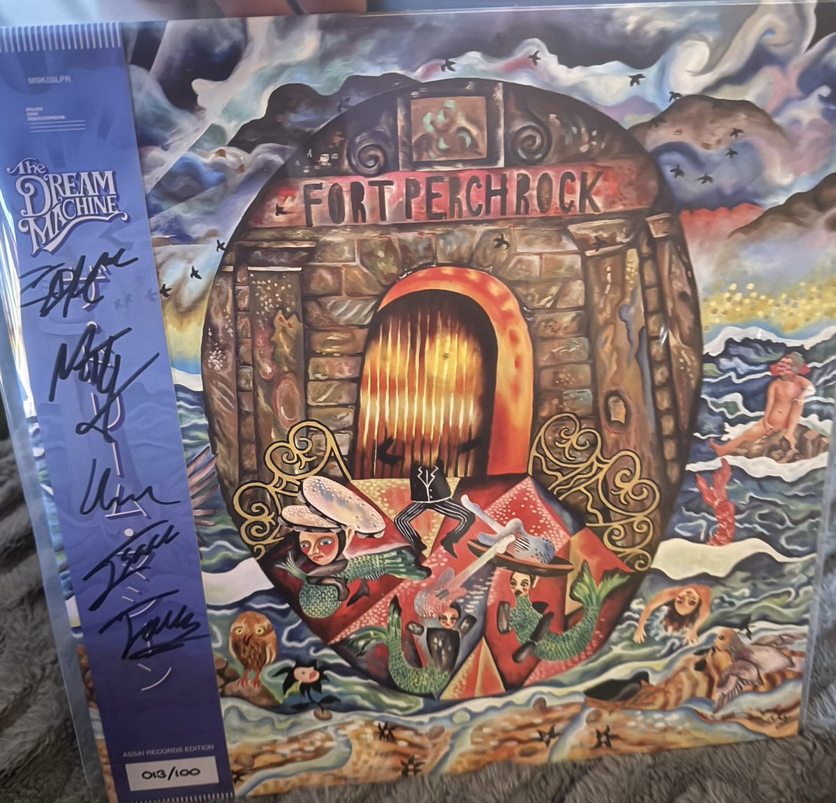 adamsuperjuiced's tweet photo. Just arrived and a stunning album from @DreamMachineHQ π Couple of more variants waiting to be delivered. Looking forward to seeing these brilliant musicians later in the month π₯πΉπ΅#fortperchrock https://t.co/aQVd7q7qoE