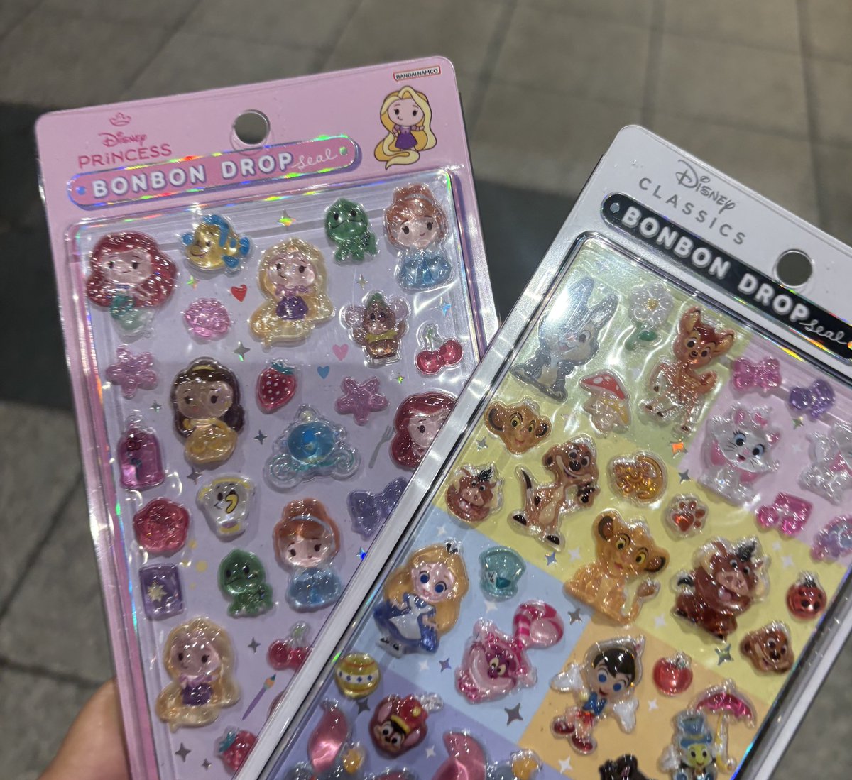 この時間でもシールの販売あるんだ( °_° )嬉しい〜