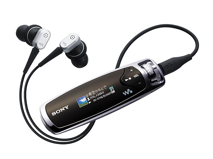 ノイキャン搭載初号機NW-S700F。技術でiPodとの差別化を図った