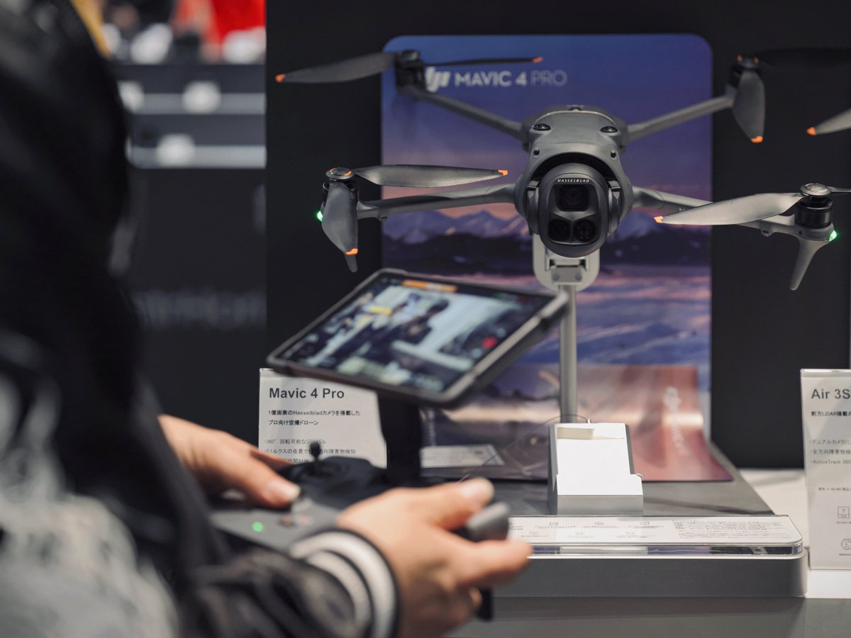 DJIGlobal's tweet image. Unlock new creativity at the #DJI booth! Experience the range, from #OsmoPocket3 to the compact #Neo2, firsthand. The exploration continues.🔥
#DJIOsmo #Drone #CPPlus2026
