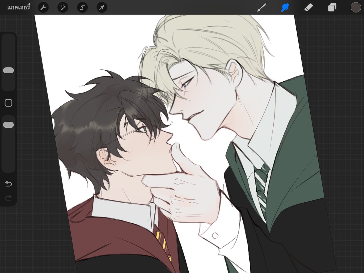 Butcherr__10's tweet photo. 🍏⚡️ #dmhp #drarry https://t.co/yqqSzDPF33