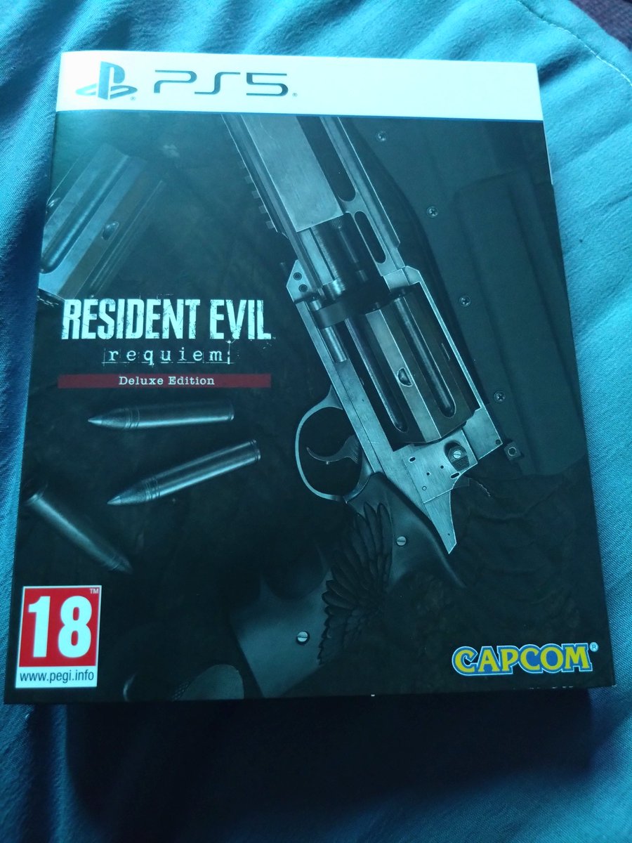 BeautifulWolfs's tweet photo. Definitely cannot wait to download this beauty @RE_Games https://t.co/MnvKoiFjNP