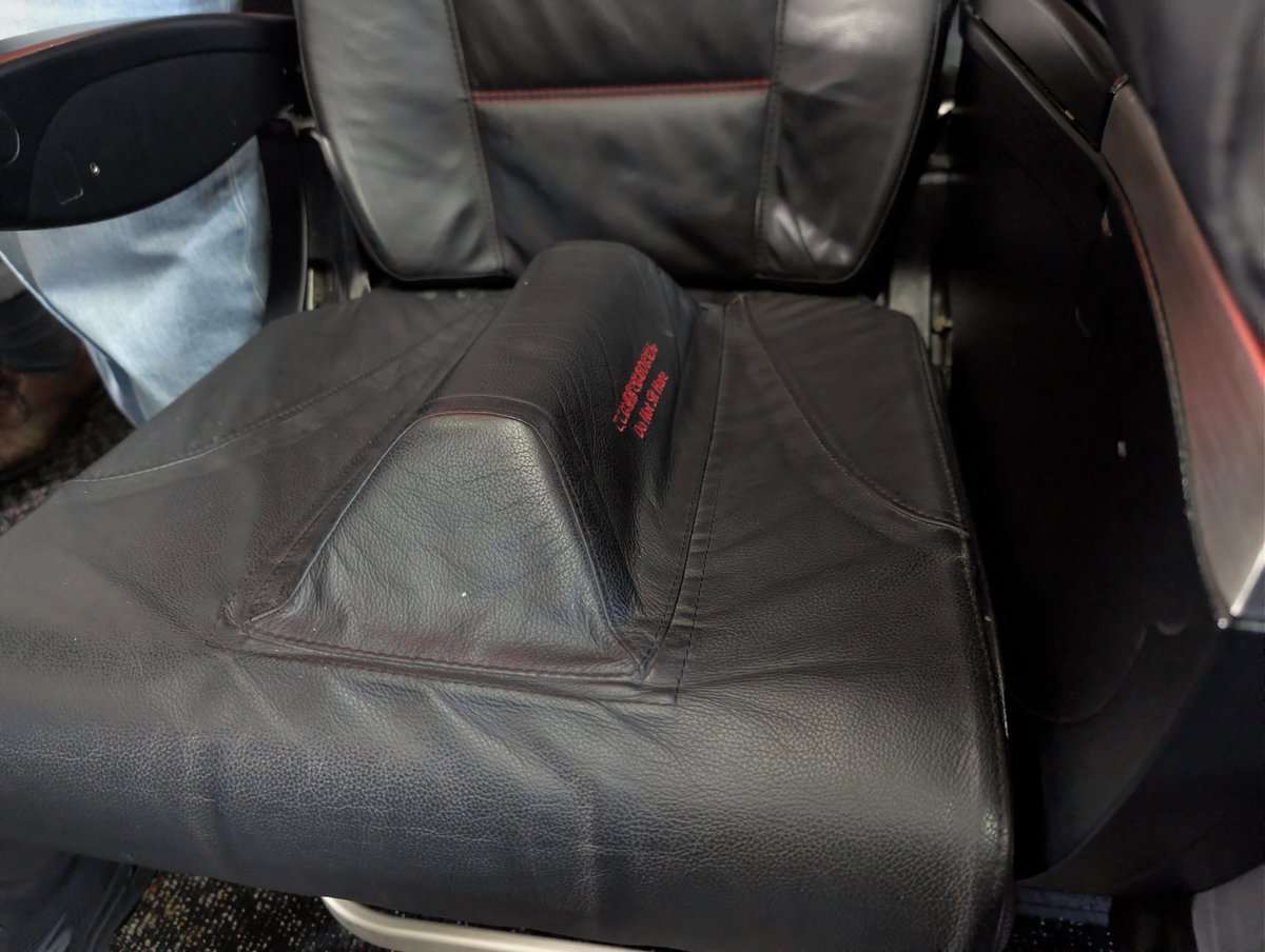 Turbine Traveller tweet media