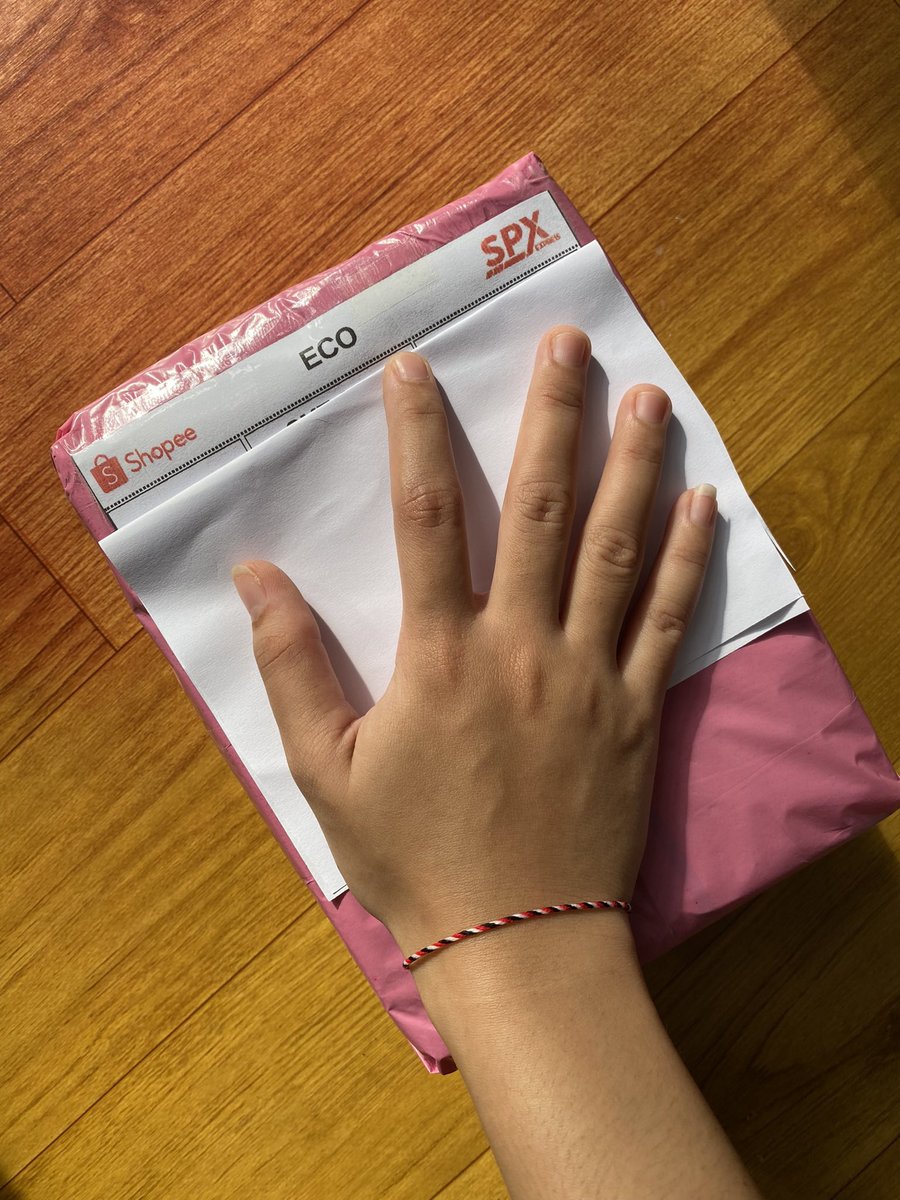 Markhyuck's tweet media