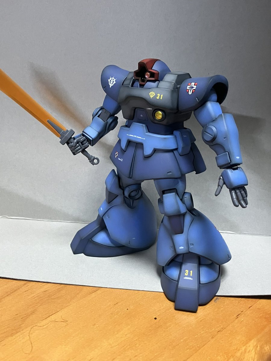 HGドム、ランバ・ラル専用機として完成。去年グフでやった風蒼、風群青